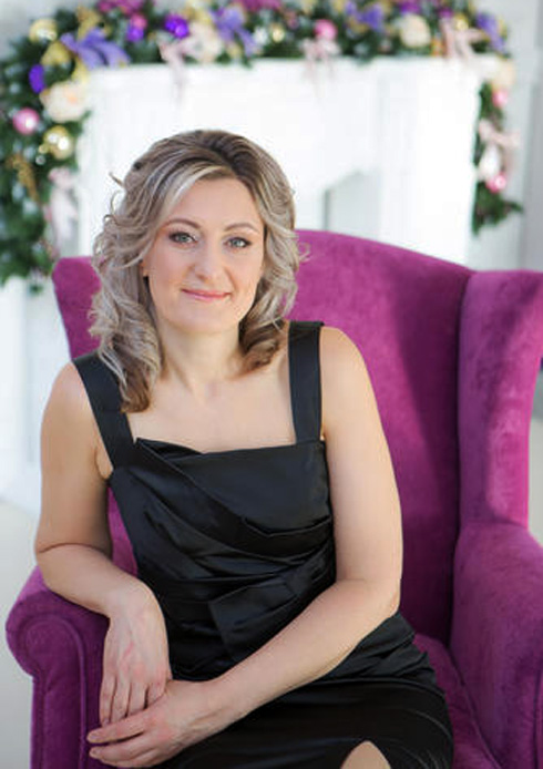 Angela - russian single girl, age 51, height 172 cm, photo 2
