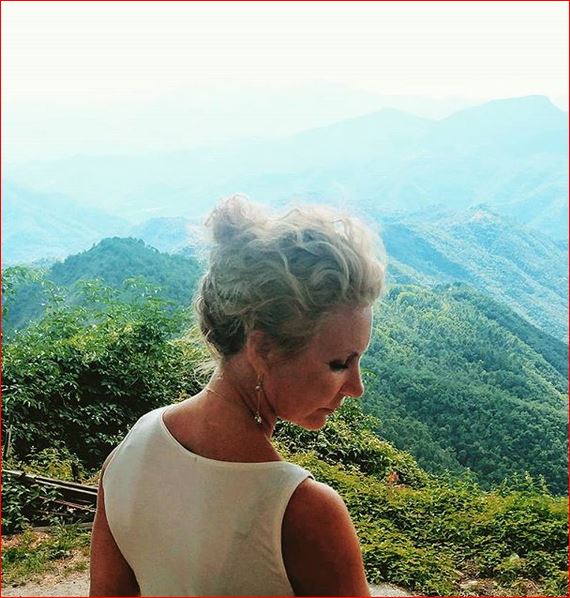 Natalia - russian single girl, age 57, height 164 cm, photo 17