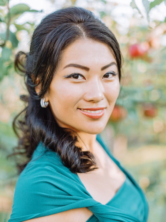 Yulia - russian single girl, age 36, height 165 cm, photo 1