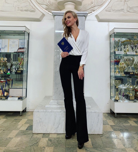 Julia - russian single girl, age 32, height 169 cm, photo 3
