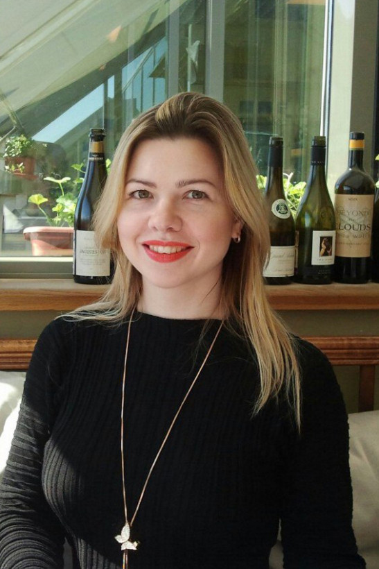 Yulia - russian single girl, age 41, height 168 cm, photo 1