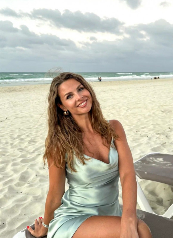 Anastasia - russian single girl, age 34, height 171 cm, photo 5