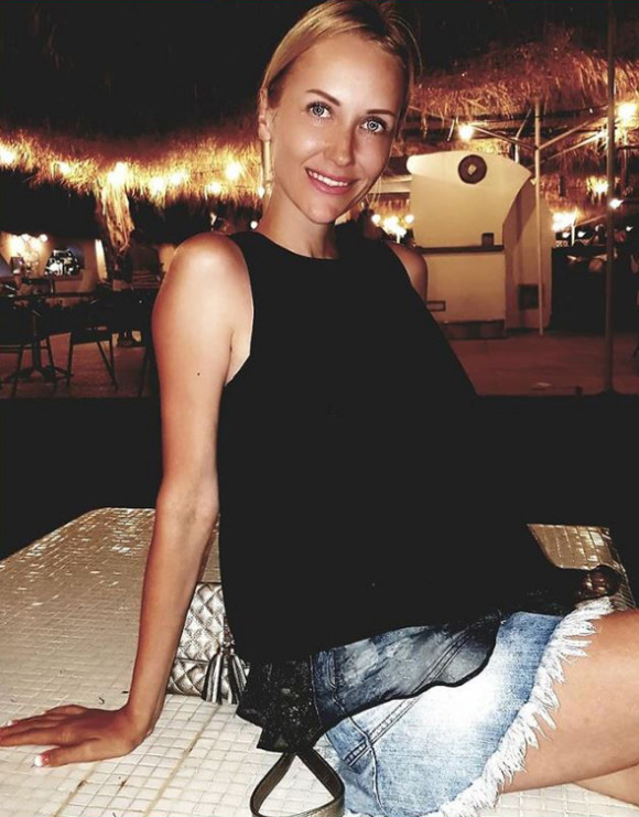 Alesia - russian single girl, age 41, height 176 cm, photo 1