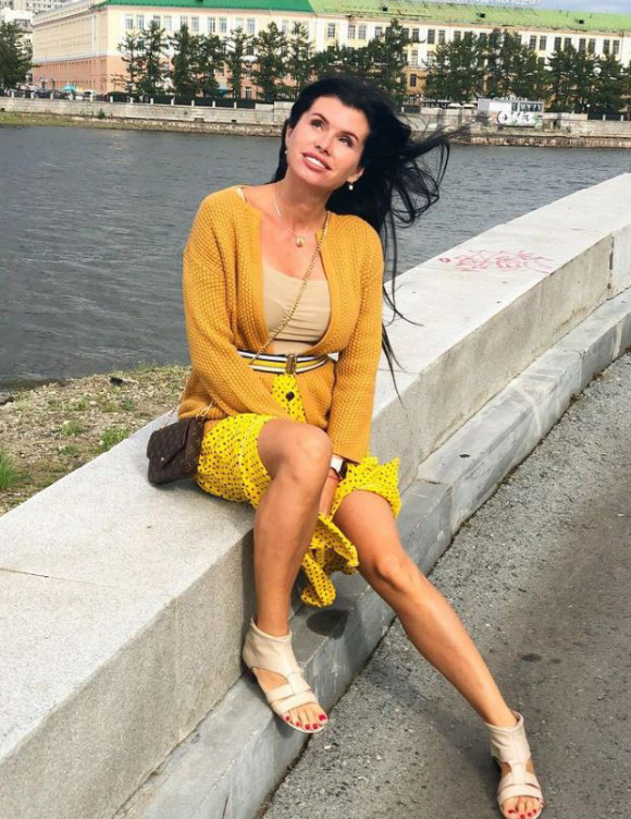 Ksenia - russian single girl, age 43, height 170 cm, photo 11