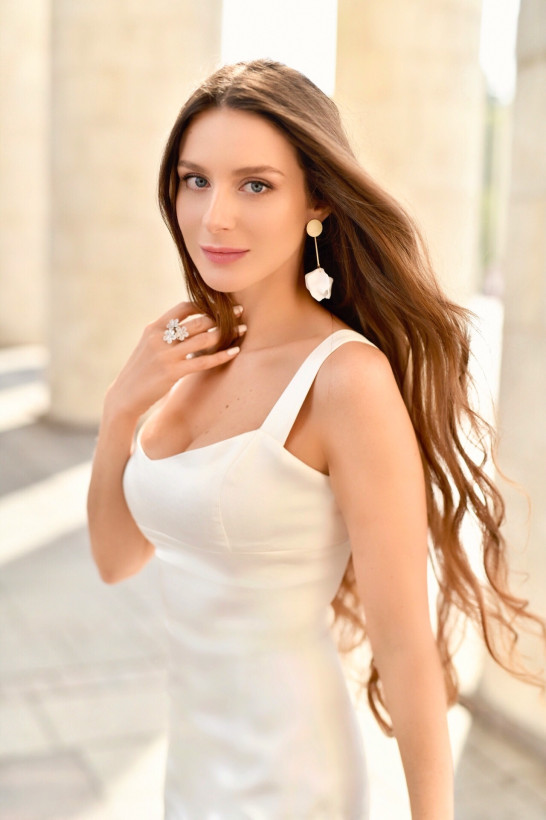 Irina - russian single girl, age 35, height 172 cm, photo 3