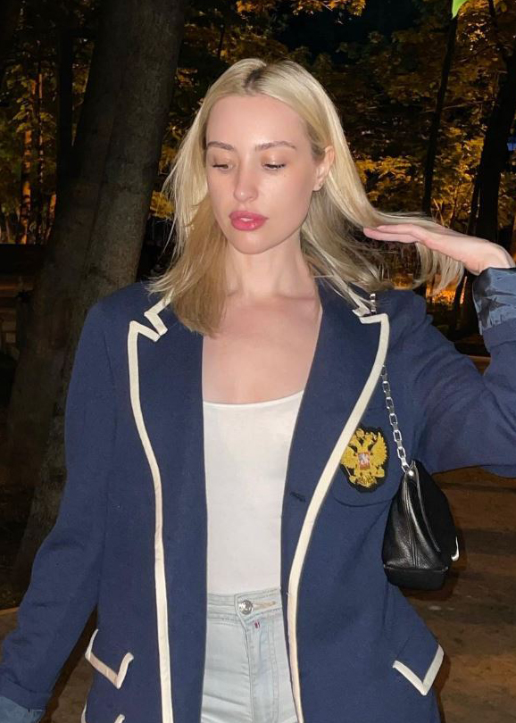 Karina - russian single girl, age 33, height 172 cm, photo 8