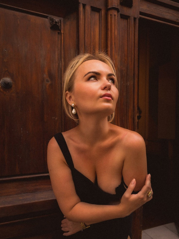 Ekaterina - russian single girl, age 38, height 165 cm, photo 4