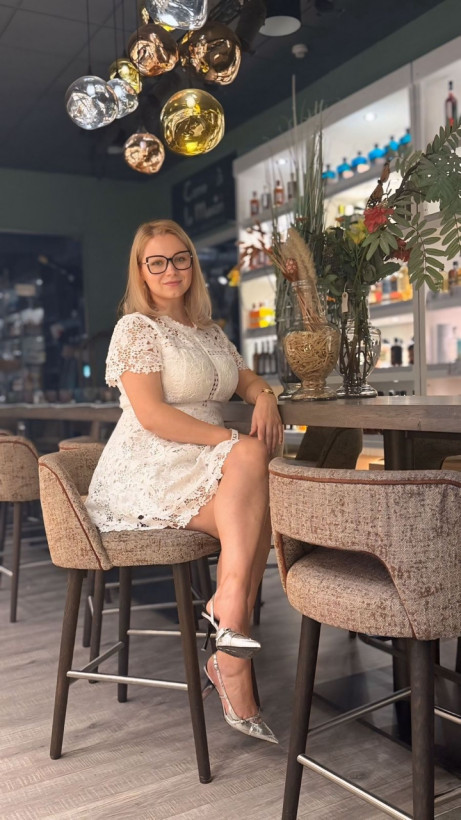 Ekaterina - russian single girl, age 42, height 165 cm, photo 3