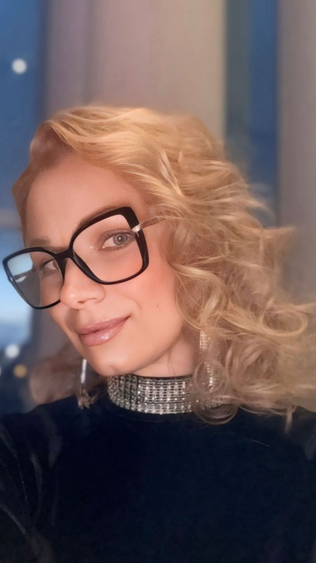 Ekaterina - russian single girl, age 42, height 165 cm, photo 4
