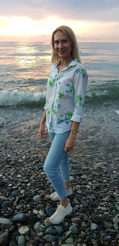 Tatiana - russian single girl, age 47, height 173 cm, photo 7
