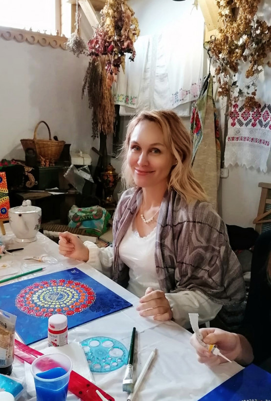 Marina - russian single girl, age 47, height 170 cm, photo 7