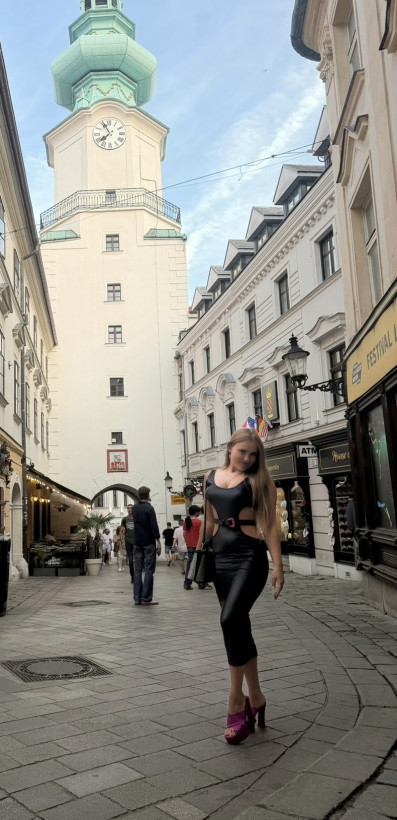 Yana - russian single girl, age 30, height 165 cm, photo 7