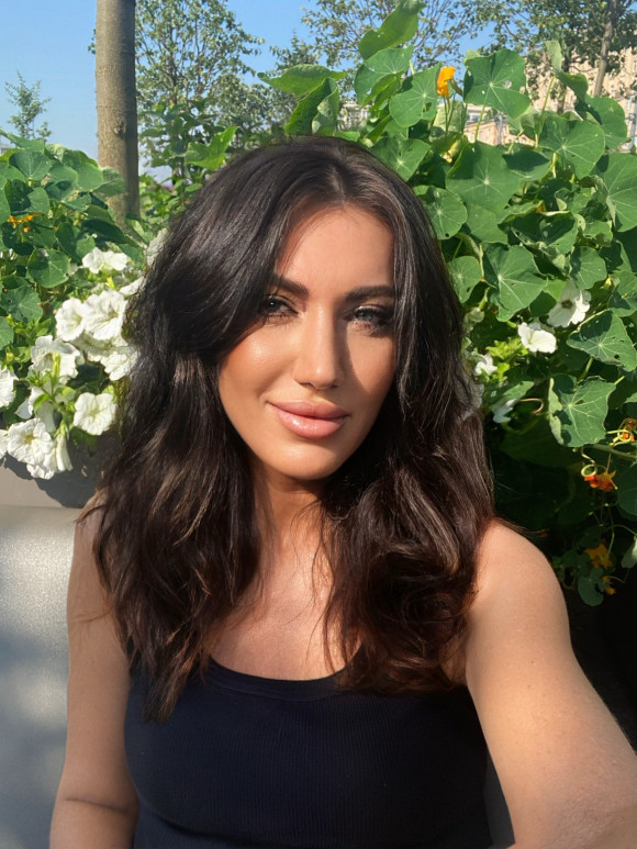 Zhanna - russian single girl, age 43, height 180 cm, photo 1