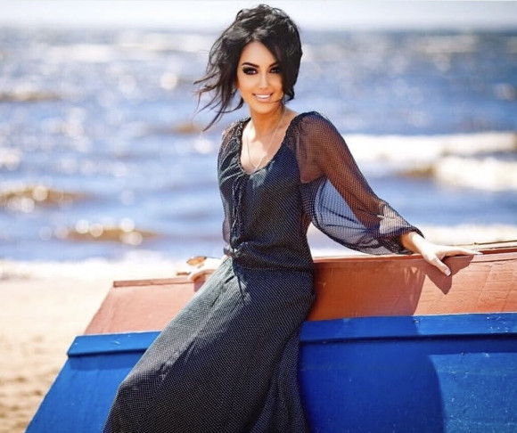 Zhanna - russian single girl, age 43, height 180 cm, photo 4