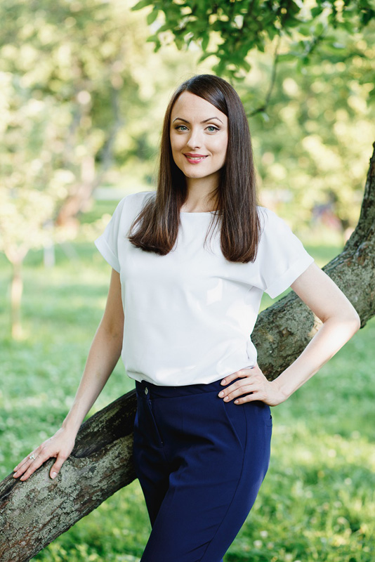 Karina - russian single girl, age 47, height 176 cm, photo 8