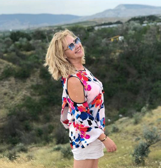 Elena - russian single girl, age 54, height 170 cm, photo 9
