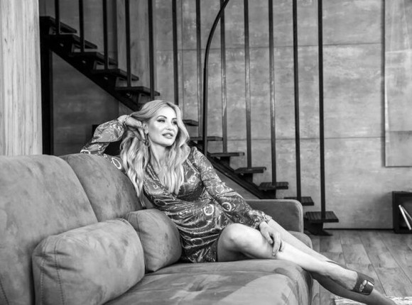 Nina - russian single girl, age 42, height 168 cm, photo 14