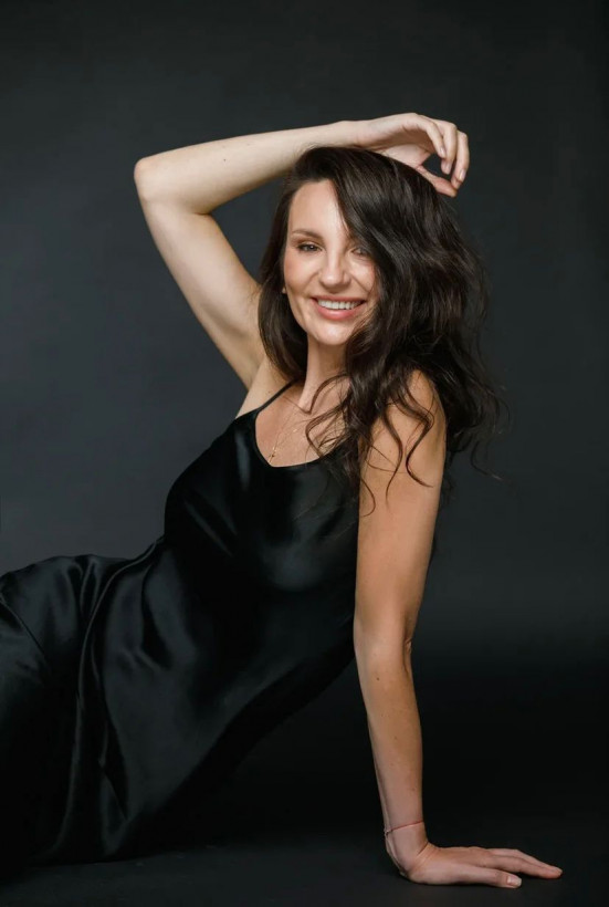 Yana - russian single girl, age 41, height 176 cm, photo 1