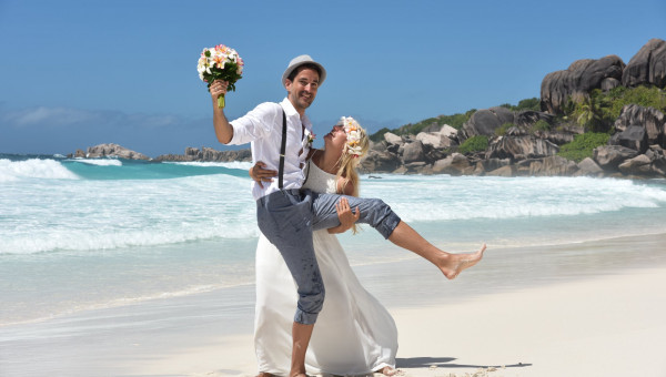 Official wedding in Seychelles